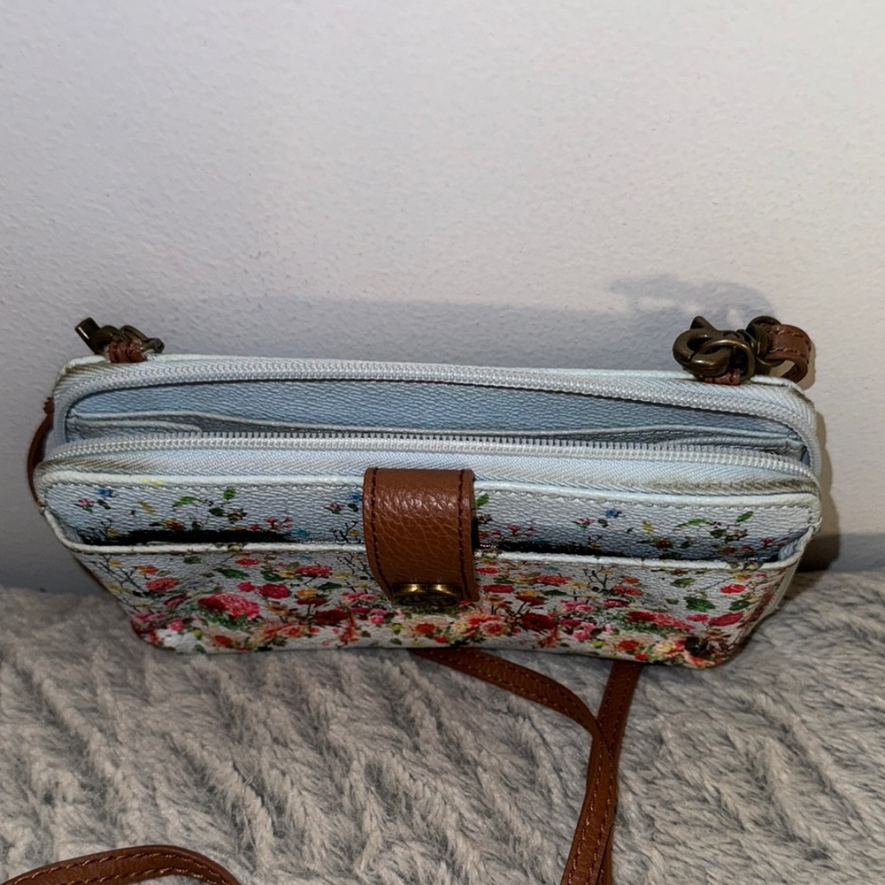 Floral Crossbody Bag with Brown Accents - Picture 3 of 5